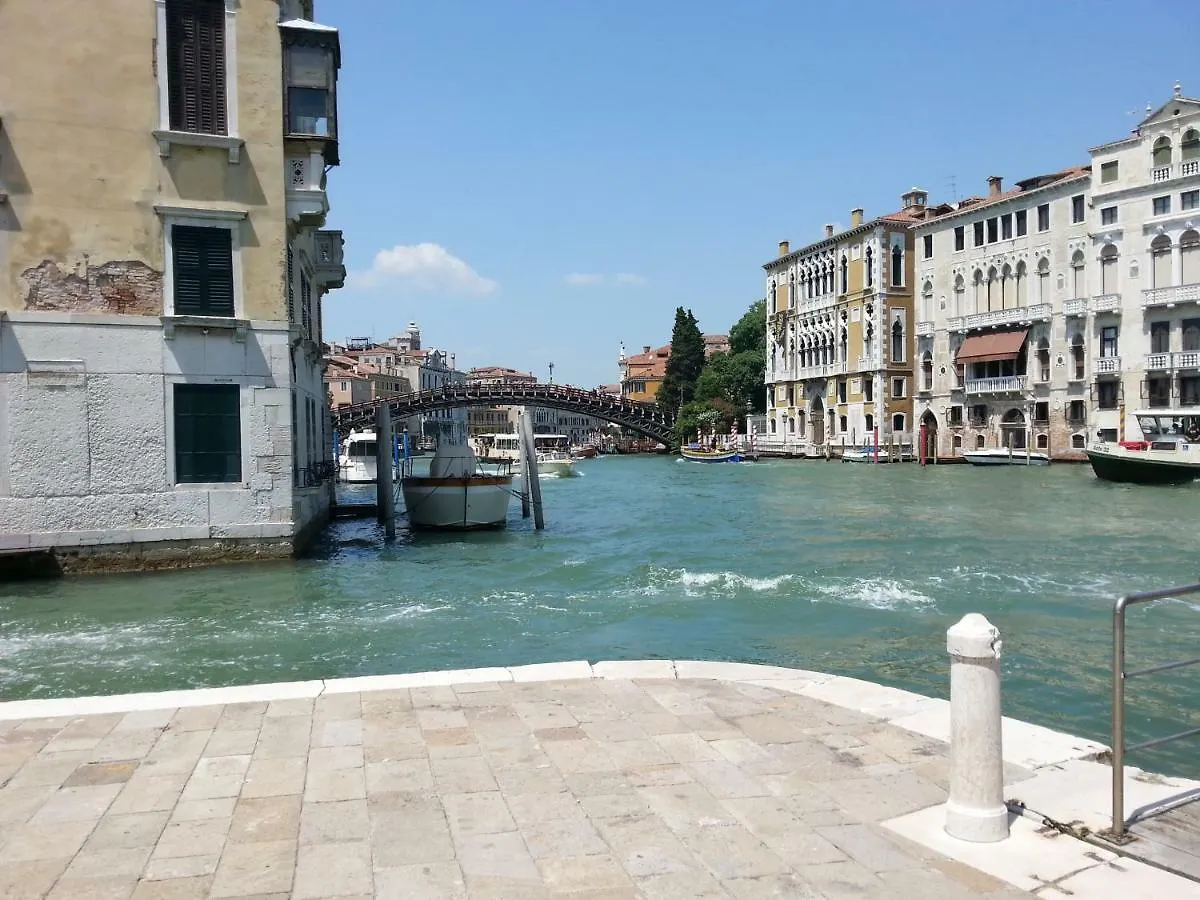 Appartamento Accademia San Vio Venice Apartment